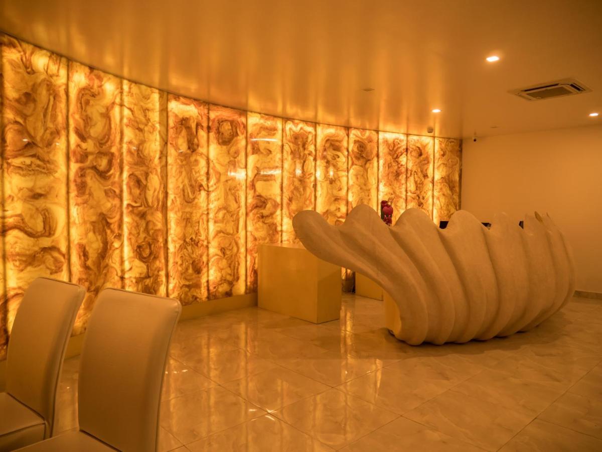 Hotel Blue Waves Jangli Ghāt Esterno foto